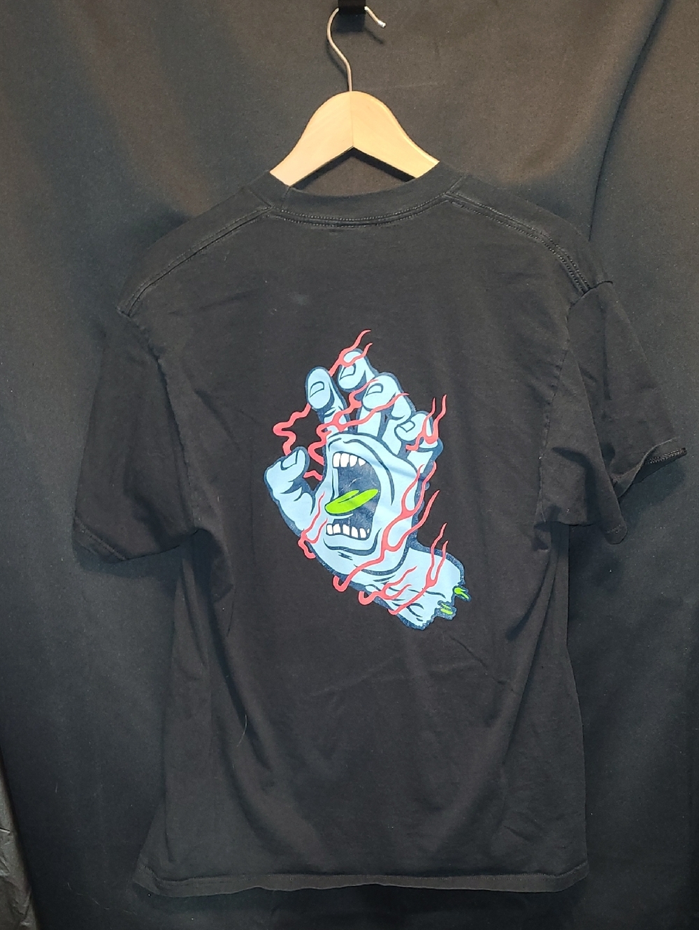 Santa Cruz Skateboards "Screaming Hand" Short Sleeve (Black) Men's Tee LARGE